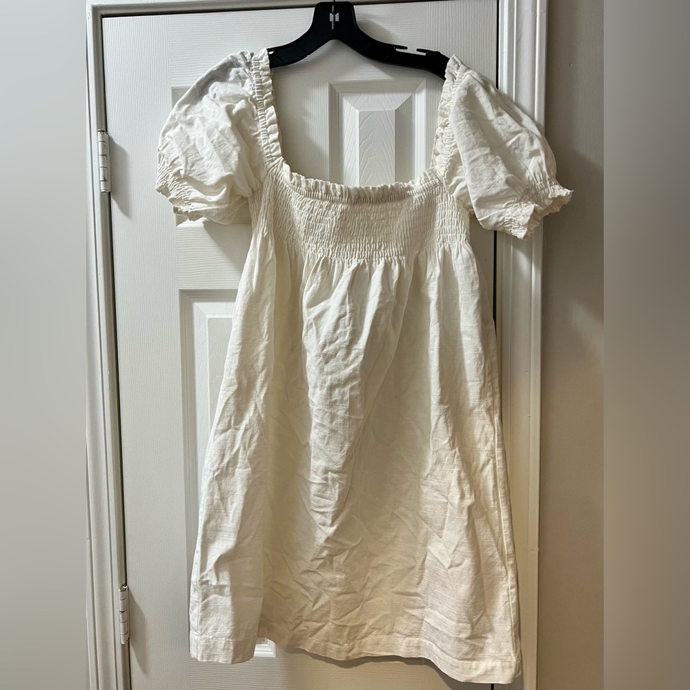 New Faherty Linen Puff Sleeve Dress